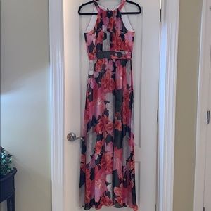 Vince Camuto size 4 floor length floral dress